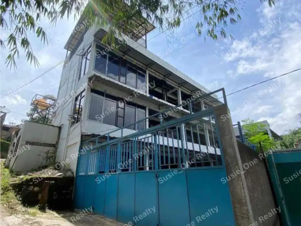 *SUPER HOT SALE*

*Rumah Kos²an Aktif di Jatinangor dekat Kampus UNPAD & ITB, Harga Termurah Hanya Hitung Tanah*

Selling Point :
1. Hanya 2 menit menuju UNPAD ada 2 jalur dari Jalan Cikuda dan dari Fakultas Peternakan UNPAD
2. Hanya 5 menit menuju ITB

-