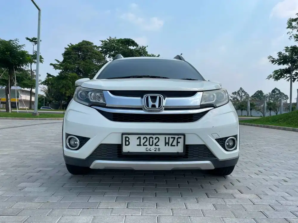 HONDA BRV E AT 2017 PUTIH WARNA FAVORITE JARANG ADA RARE ITEM