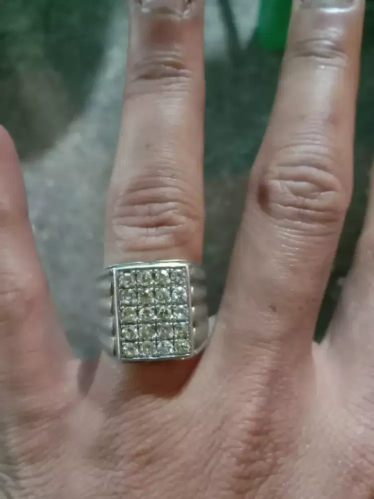 Dijual cincin berlian