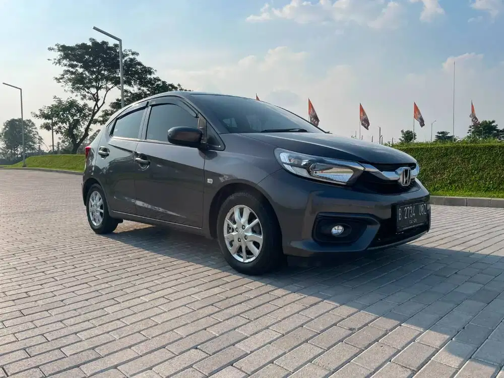BRIO E AT 2021 ABU LOW KILOMETER SANGAT TERAWAT SEKALI