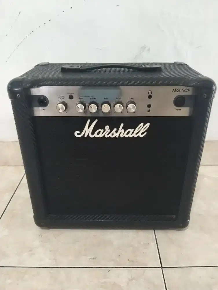 Ampli Gitar Marshall MG15CF