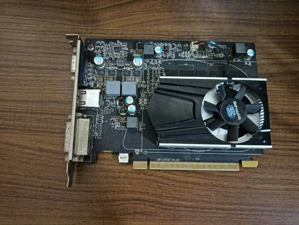 SAPPHIRE | AMD RADEON R7-200 | 2GB DDR5 128Bit