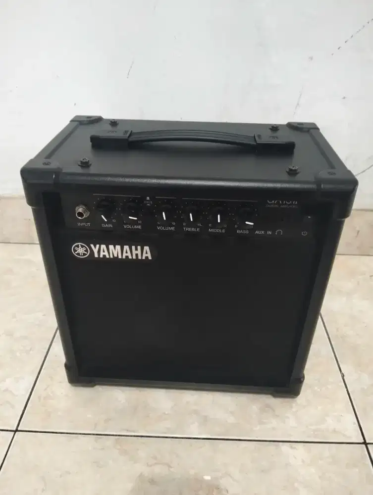 Ampli gitar YAMAHA GA15II