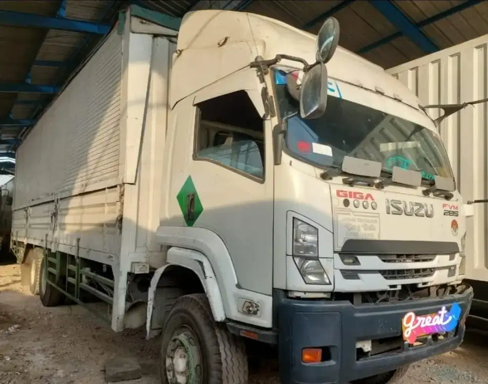 Isuzu GIGa FVM 285PS Tronton 6×2 Wingbox 2020 BioSolar Turbo Hino Fuso