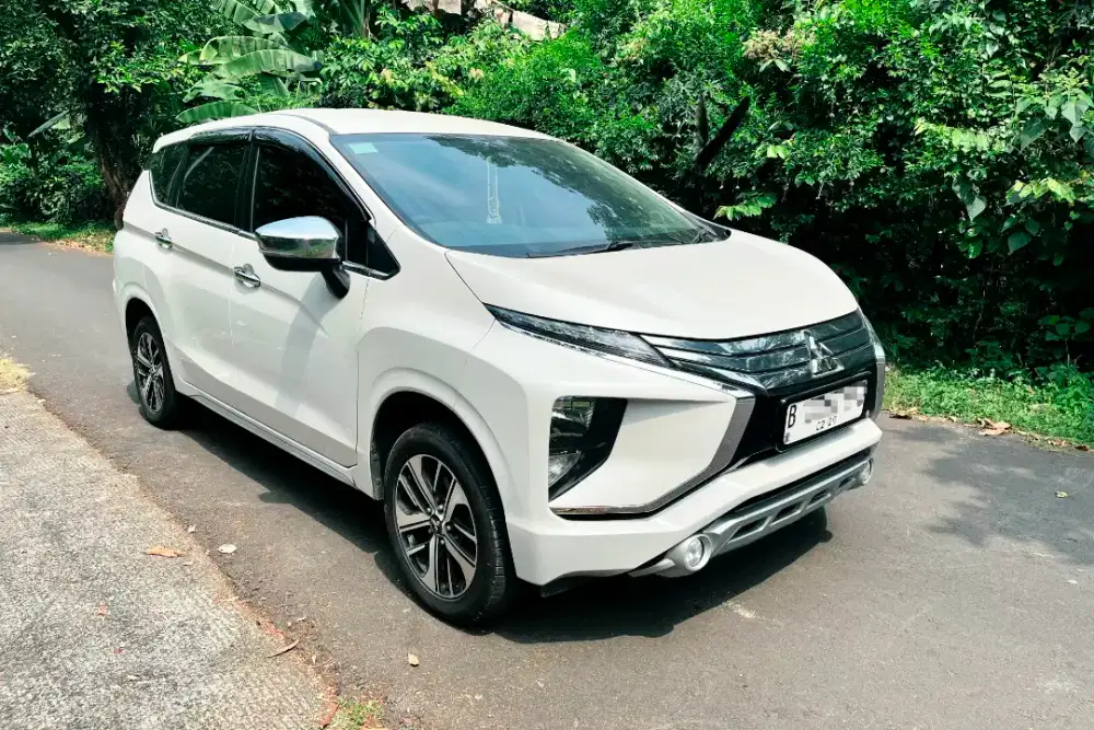 ‼️SECOND LIKE NEW - LOW KM‼️ Mitsubishi Xpander Ultimate AT Putih 2020