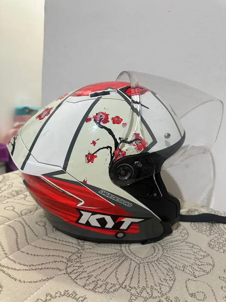 HELM KYT NFJ Ukuran M