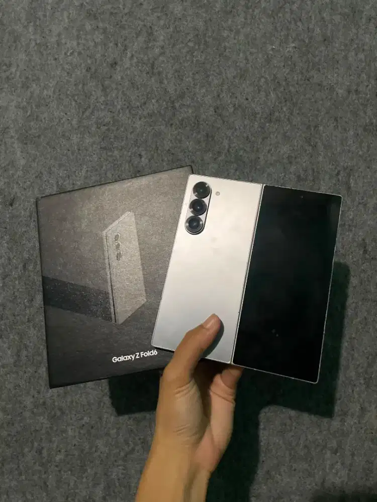 Samsung fold 6 8/256gb sein