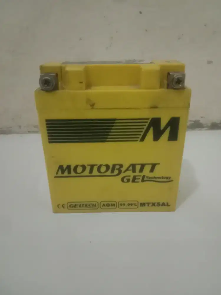 Aki MotoBatt MTX5AL
