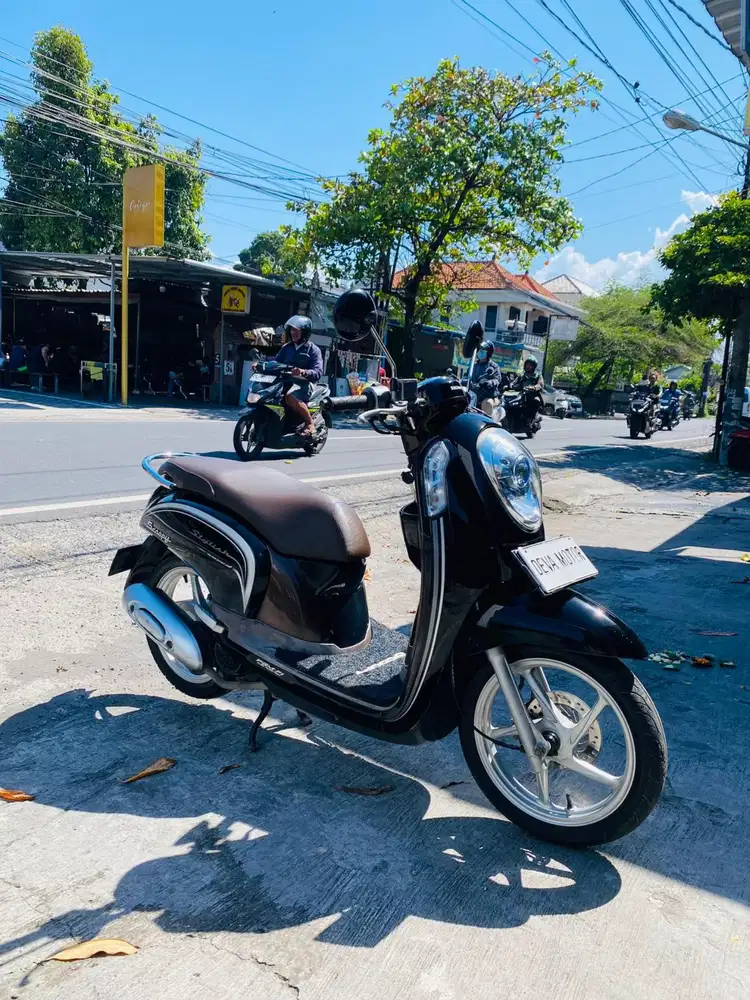 Scoopy 2016 hitam Deva motor