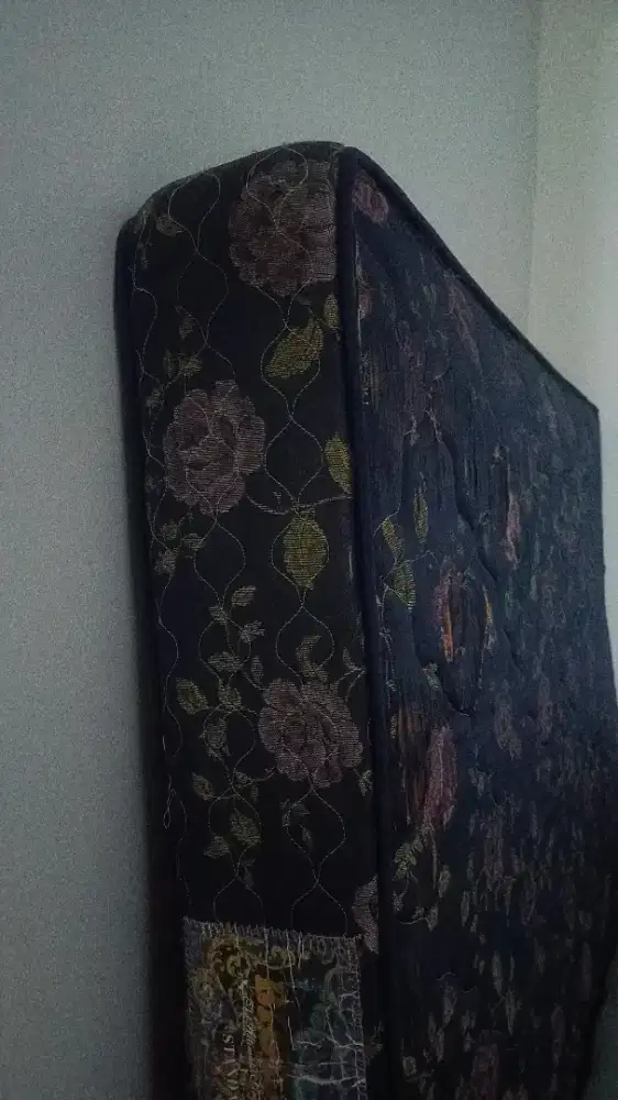 Kasur bekas layak pakai