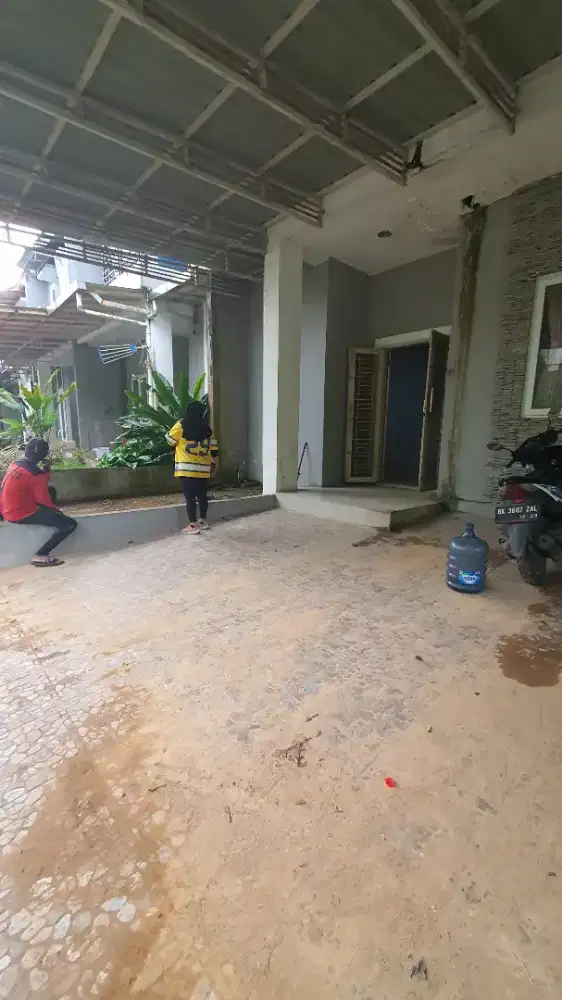 DUJUAL!! RUMAH SEDANG DALAM RENOVASI,TINGGAL BAWA FURNITUR,HARGA NEGO
