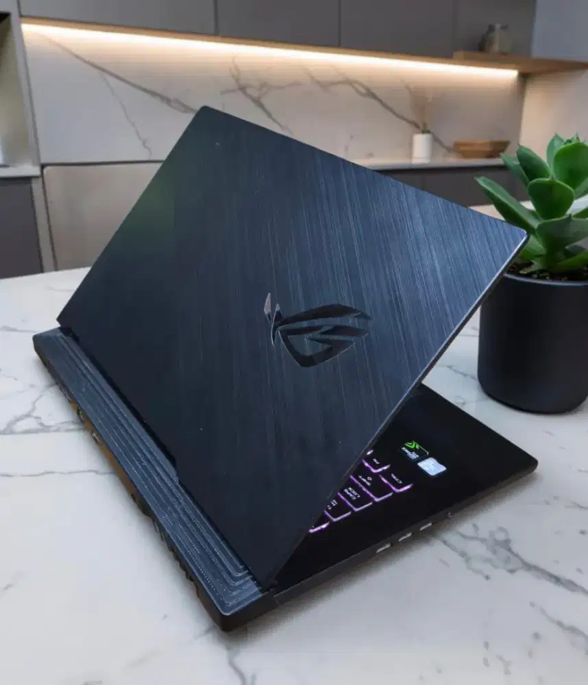 LAPTOP ASUS ROG CYBERPUNK-D G531GD STRIX RAM 8GB/SSD 512GB