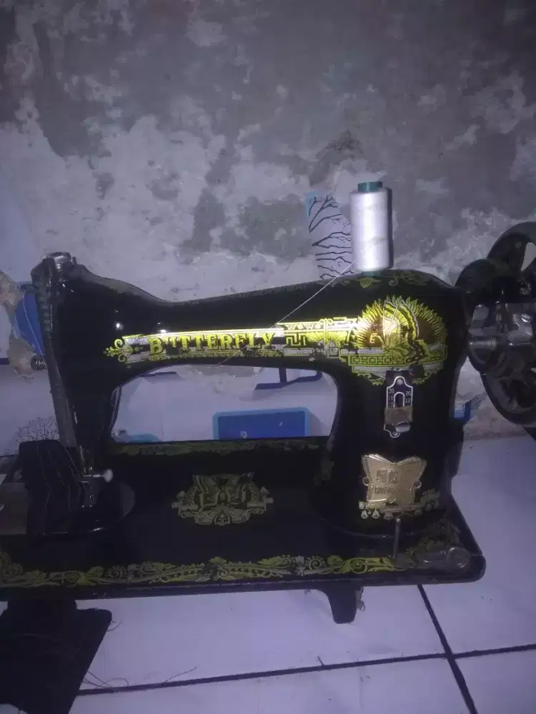 Kepala jahit kecil