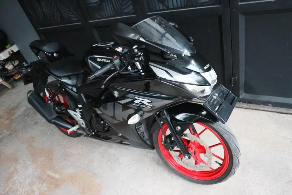 Suzuki GSX R 2022 Km10rb Masih Seperti Baru