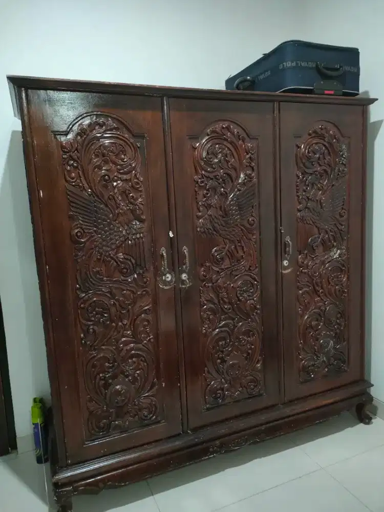 Lemari Jati 43tahun