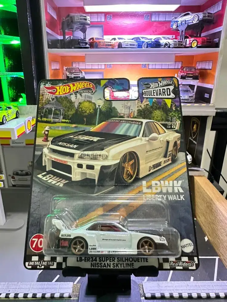 Hot Wheels Premium LB- Er34 Super Silhouette Nissan Skyline