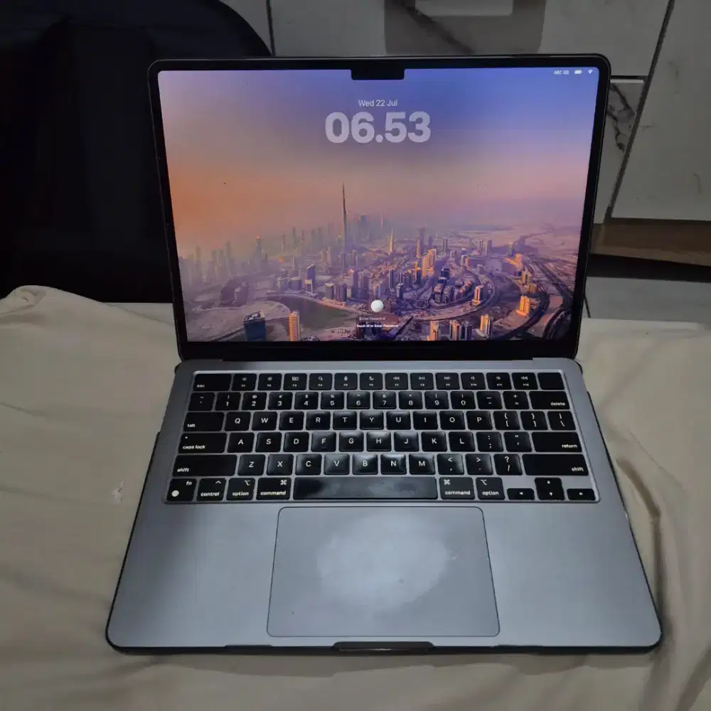 Macbook m2 2022 256Gb