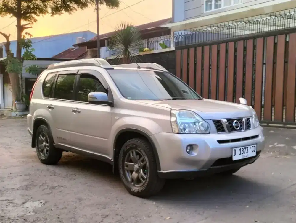 xtrail xt 2.5 keyless matik 2009