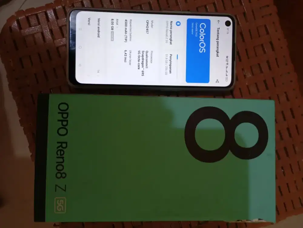 Oppo Reno 8Z masih mulus