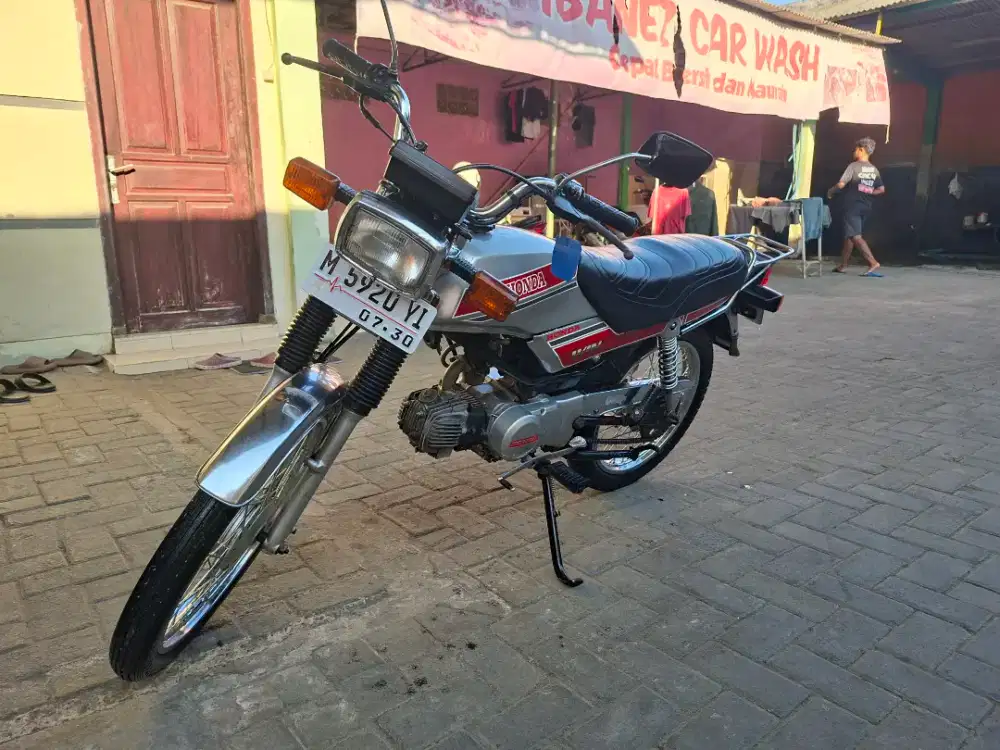 Motor tua klasik