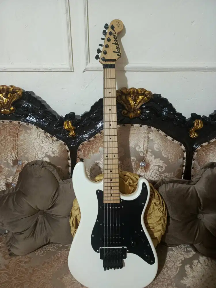 Jqckson adrian smith signature series original.made in indonesia