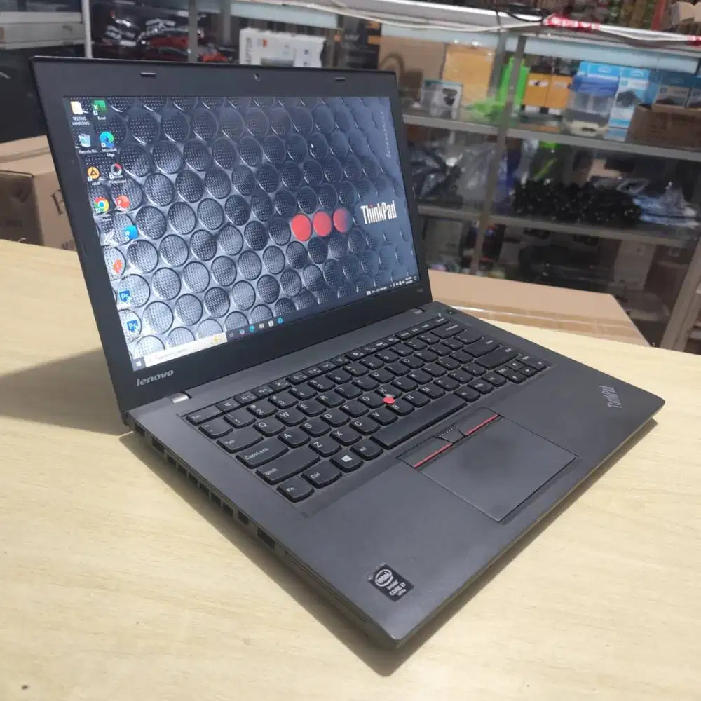 Laptop Lenovo Thinkpad Intel Core i7 8/256 Mulus