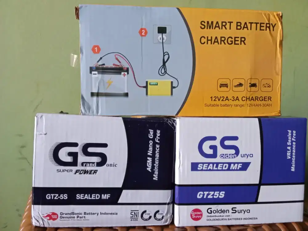 Jual Aki Motor Baru/Oli Mesin-Gardan/Oli Shock/Cairan Tubles