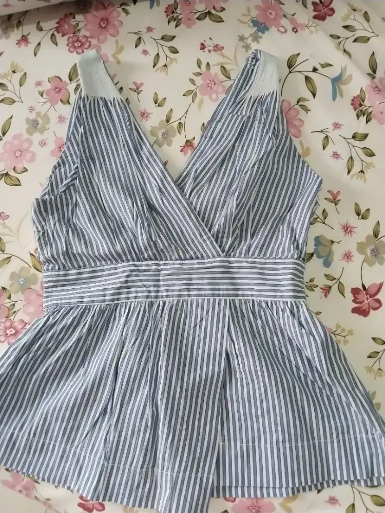 Atasan wanita, preloved