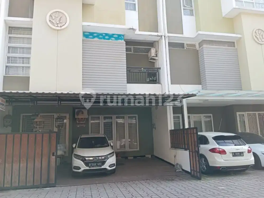 Turun Harga !!!! Jual Cepat Rumah Minimalis 3,5 Lantai 5 Kamar di ke Kelapa Gading
