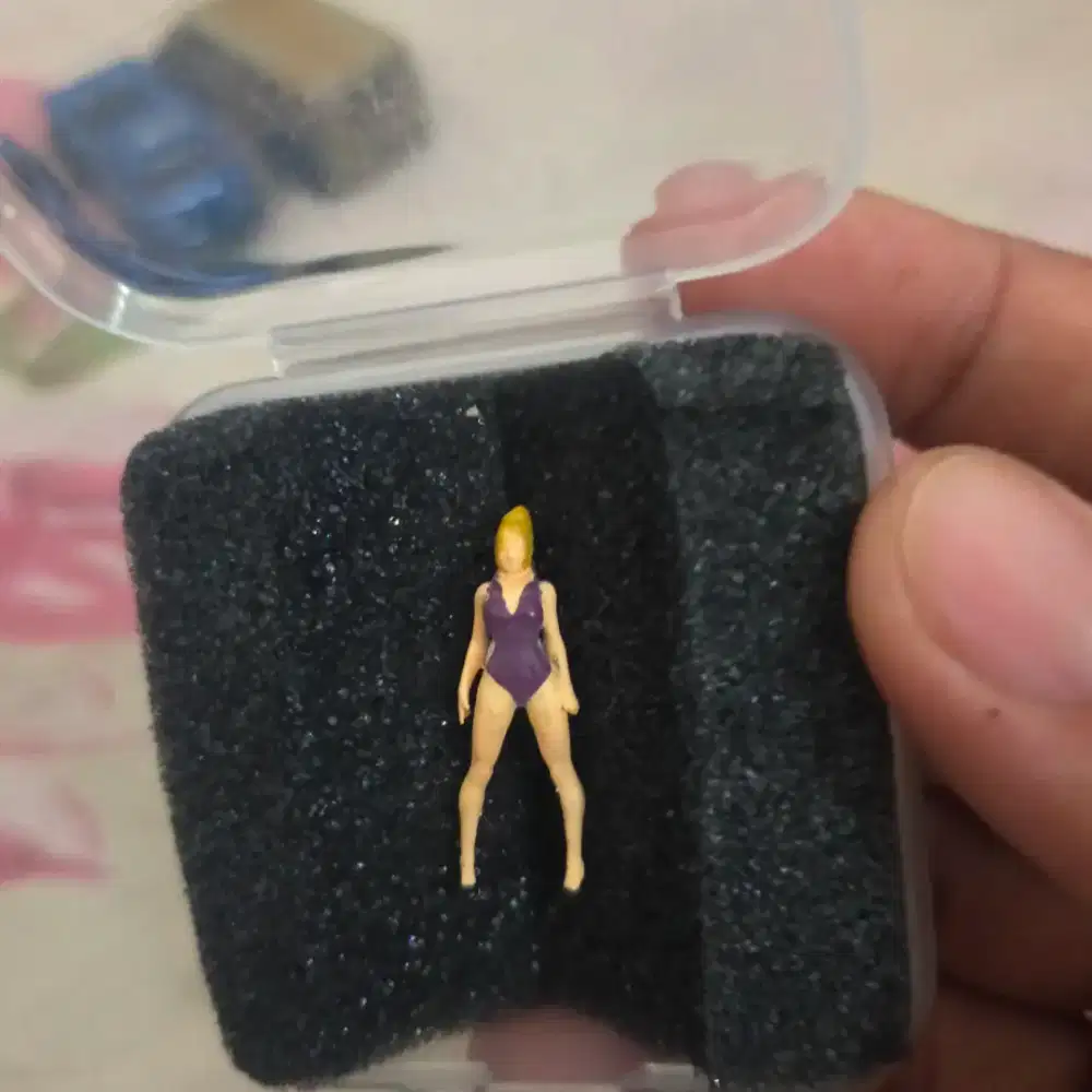 Mini figur lucu imut cocok buat koleksimu kondisi mulus