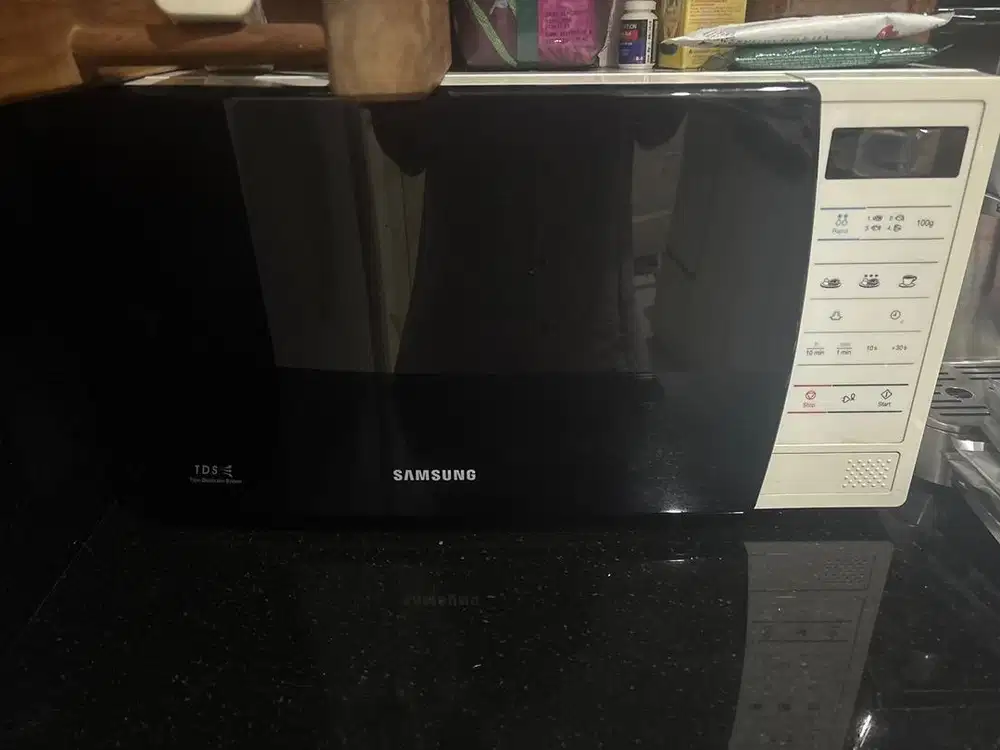 Microwave dan air friyer  harga dua pcs