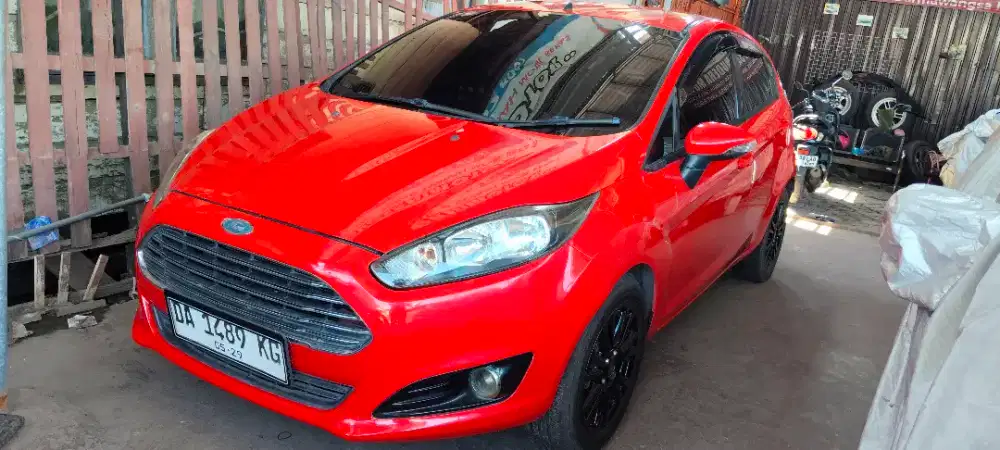 Ford fiesta 1.4cc manual 2014