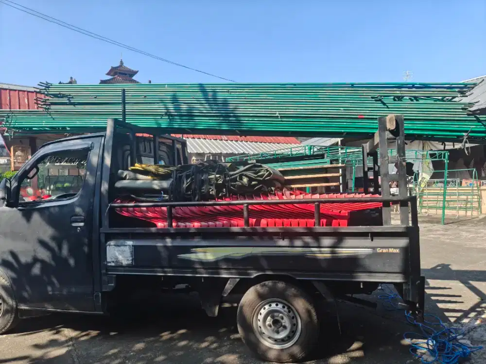 Lowongan supir untuk pekerjaan dekorasi