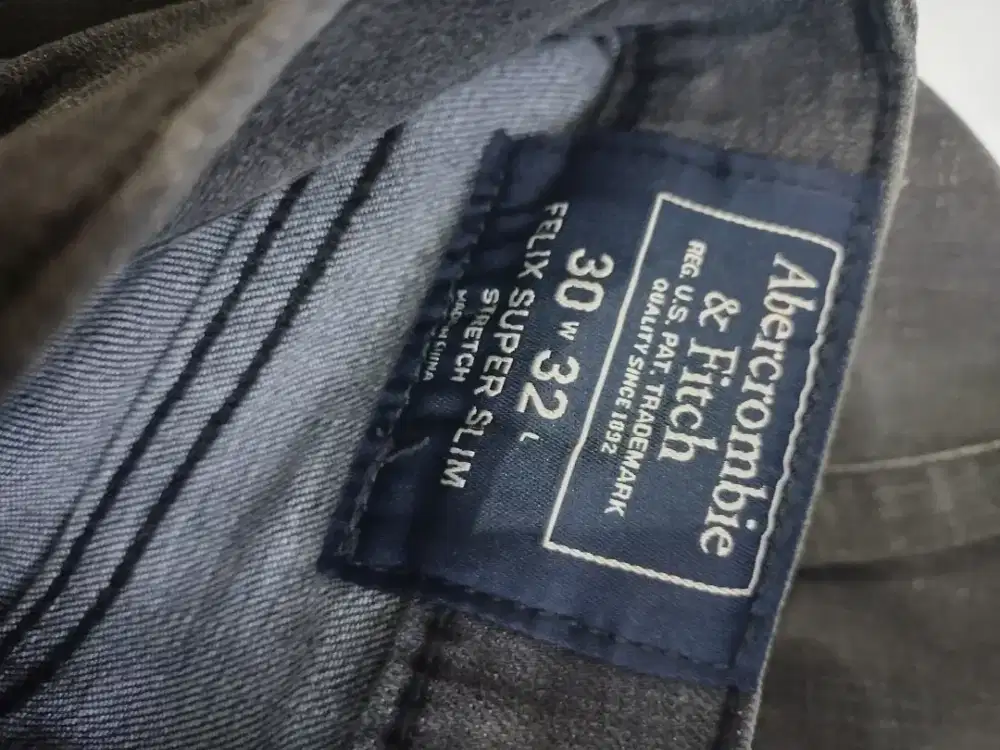 Celana jeans Abercrombie Felix