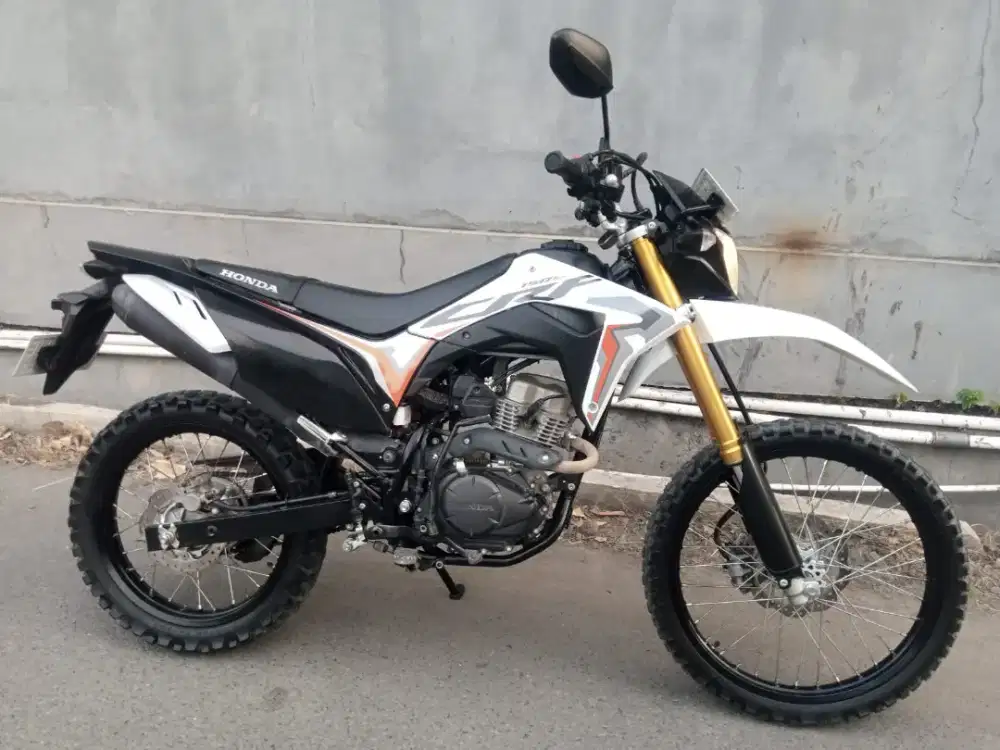 HONDA CRF 150 L 2024