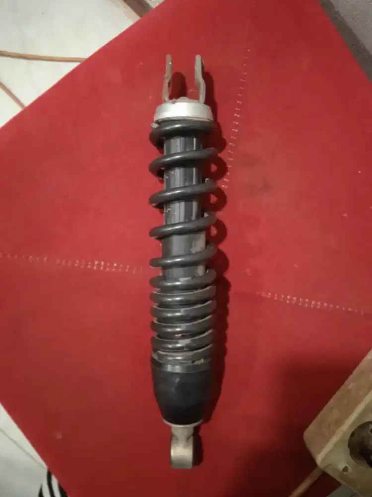 Shockbreaker Honda Genio beat matic