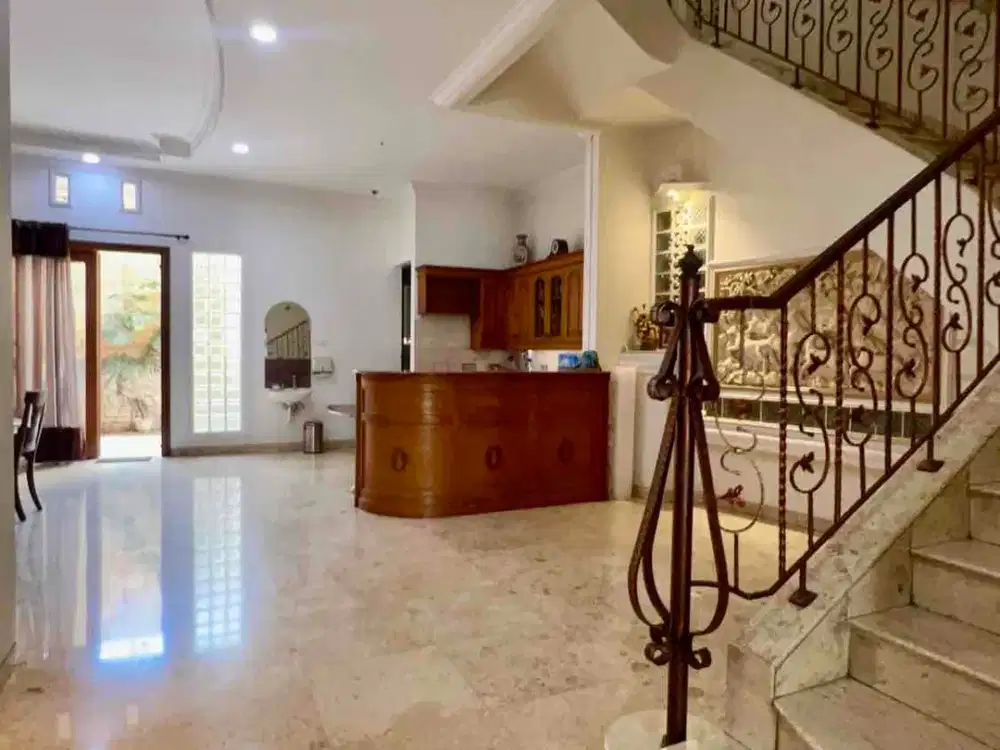 rumah bagus 2 lantai di sunter jakarta utara