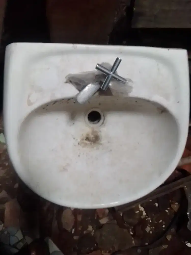 wastapel cuci tangan