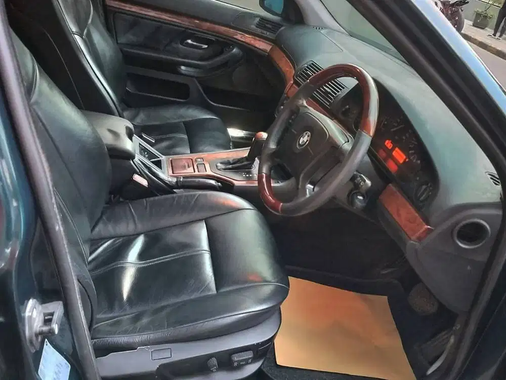 1997 BMW 528i E39 Pjk 1/2027 Body Mulus HU Interior Orsinil Siap Pakai