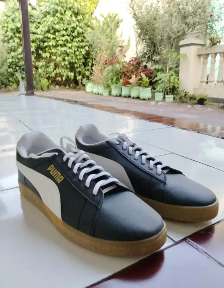 Sepatu ukuran jumbo big size 47 sneakers black brwon