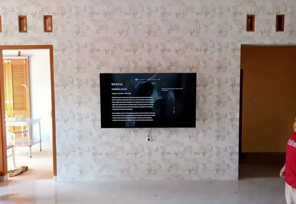 Bracket tv, braket tv, briket tv, breket tv, gantungan tv