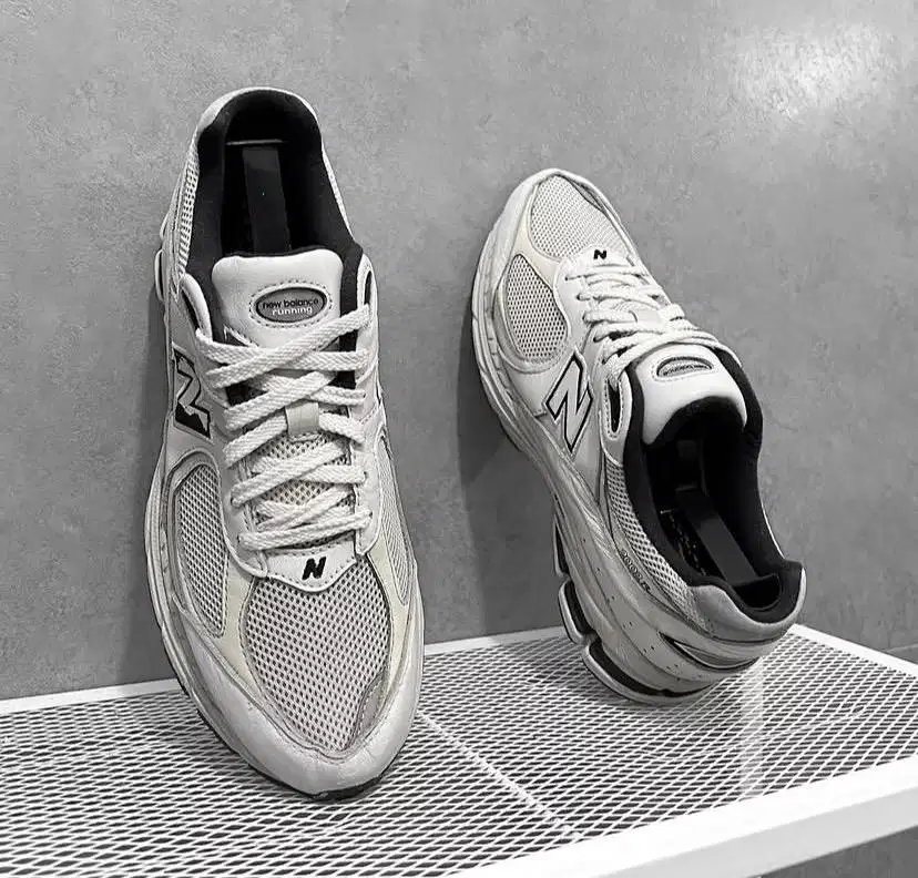 New balance 2002RQ