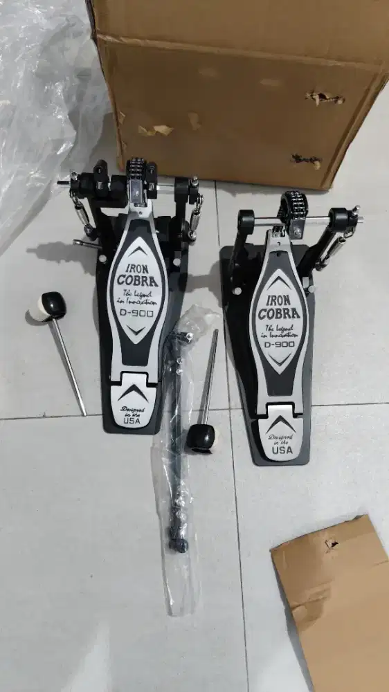Double pedal iron cobra d900