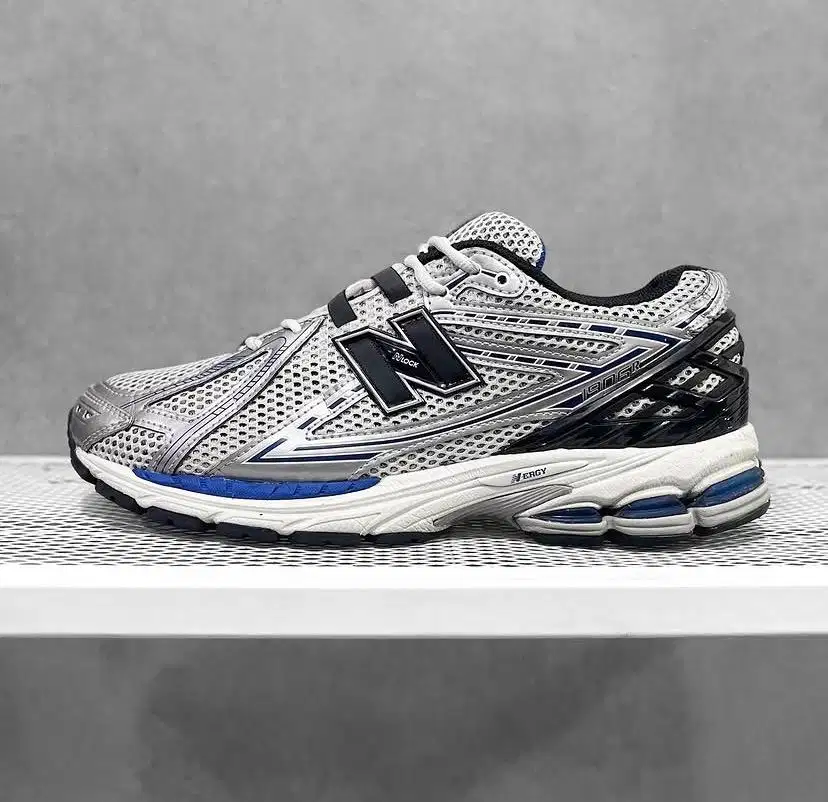 New Balance 1906R silver metallic blue