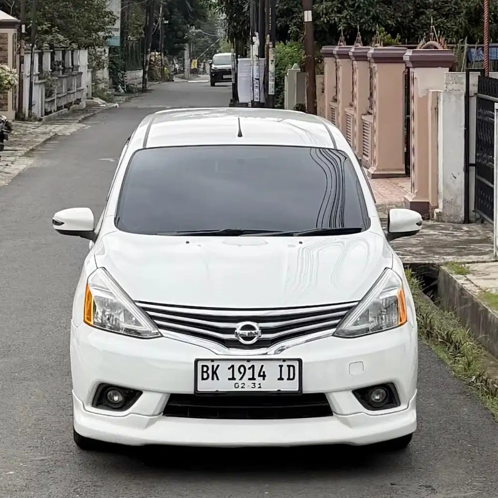 Nissan Grand Livina HWS 1.5 Matic 2014