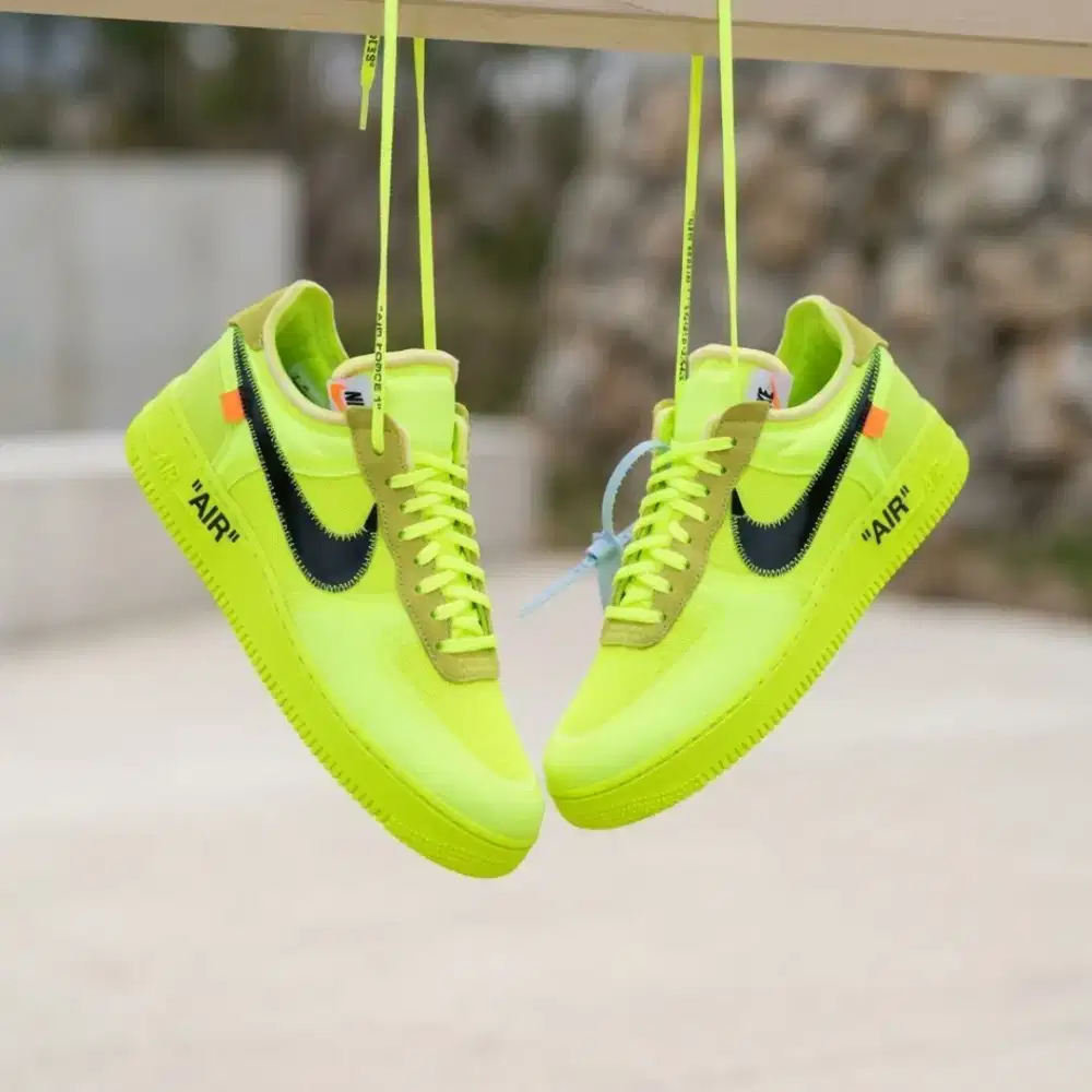 DICARI HOST UNTUK JUALAN LIVE SEPATU