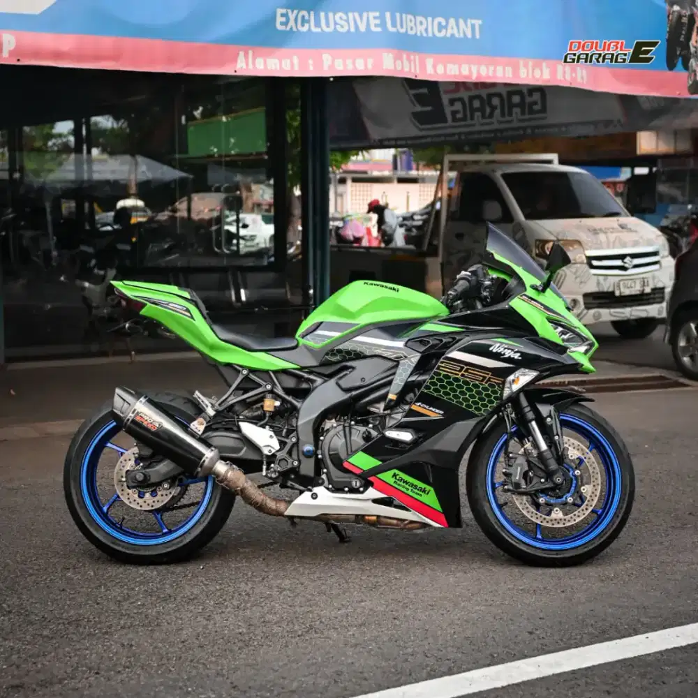 KAWASAKI ZX25R 2020 HIJAU ABS LOW KM