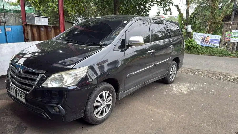 Toyota Kijang Innova 2015 Bensin