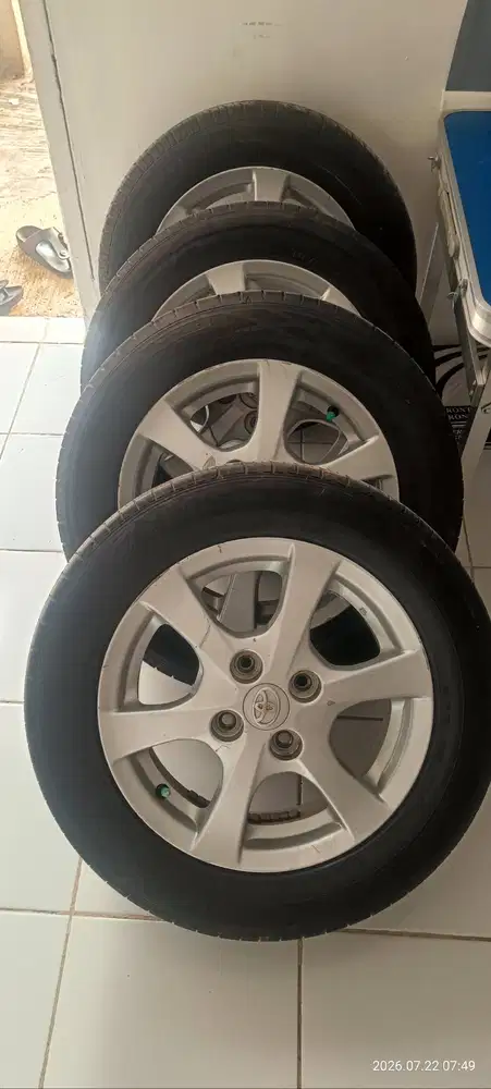 Velg mobil agya R14   Bonus