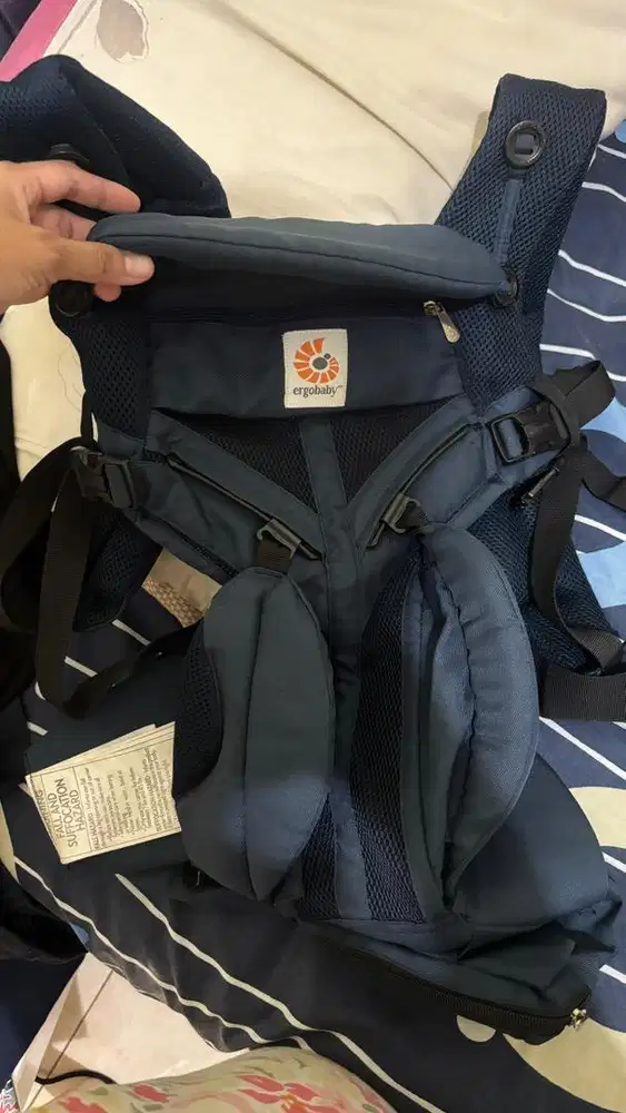 Ergo Baby 360 (like new)